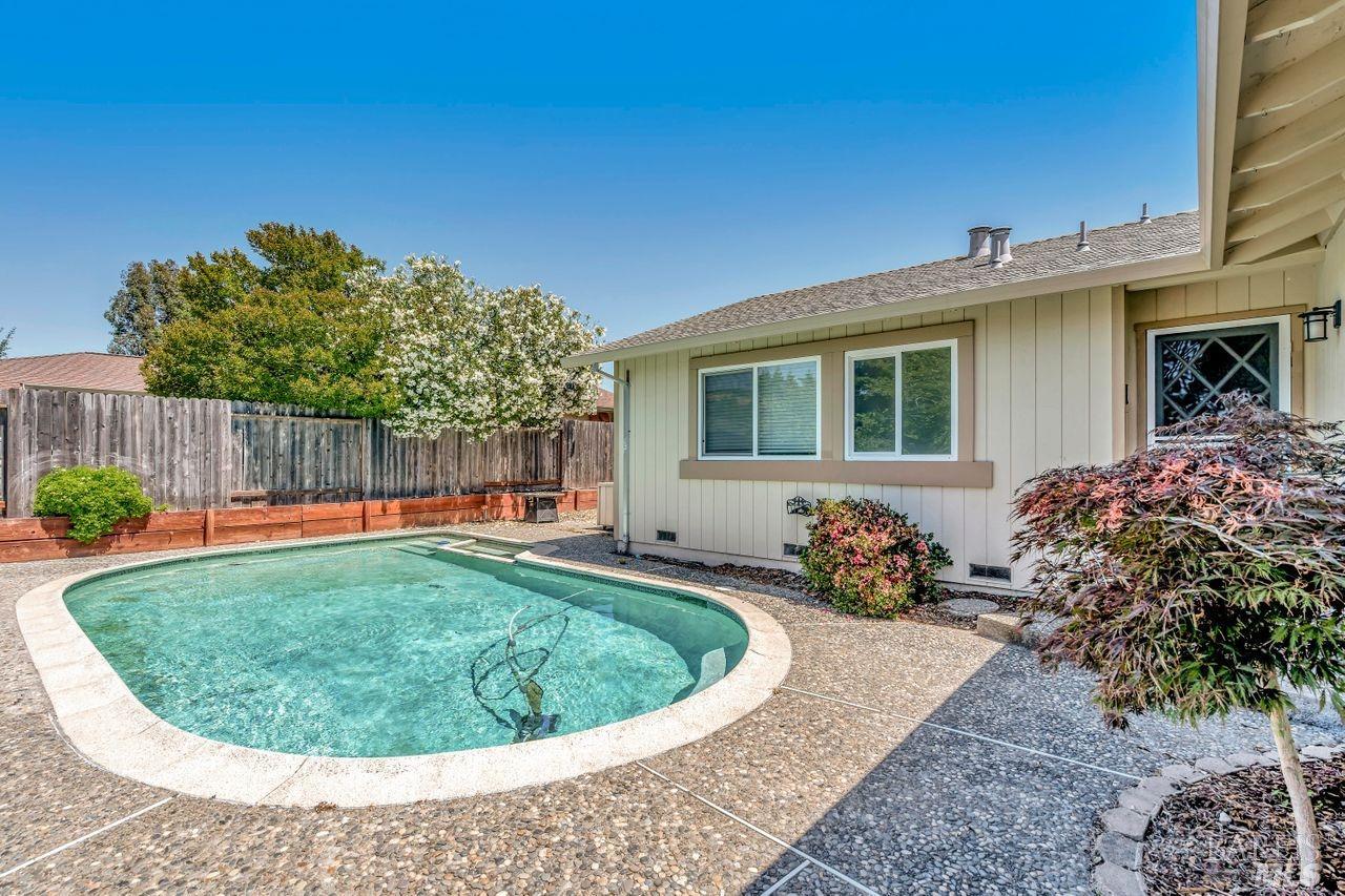 672 Bambi Lane