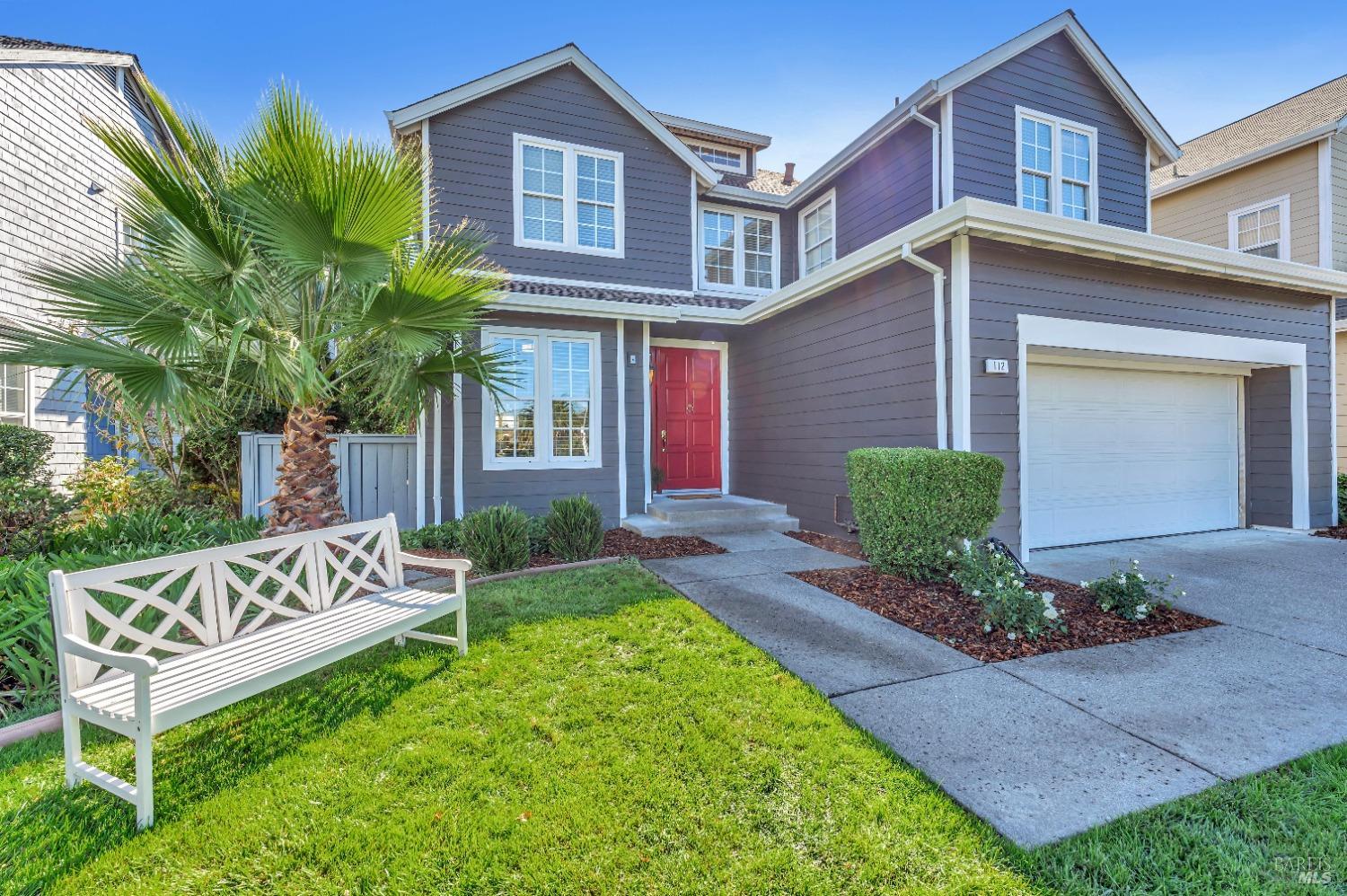 112 Waterside Circle