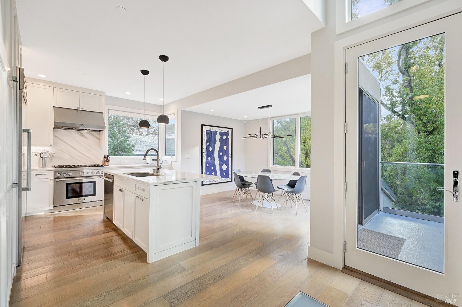 14 Walnut Ave