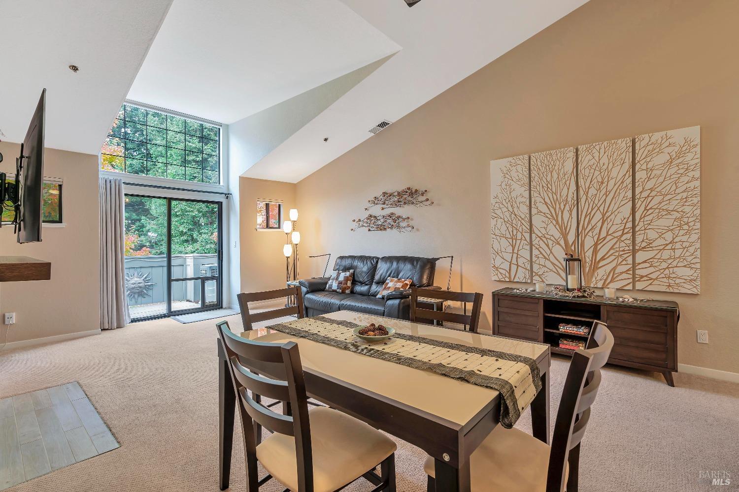 214 Oriole Circle