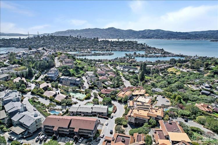60 Marinero Cir