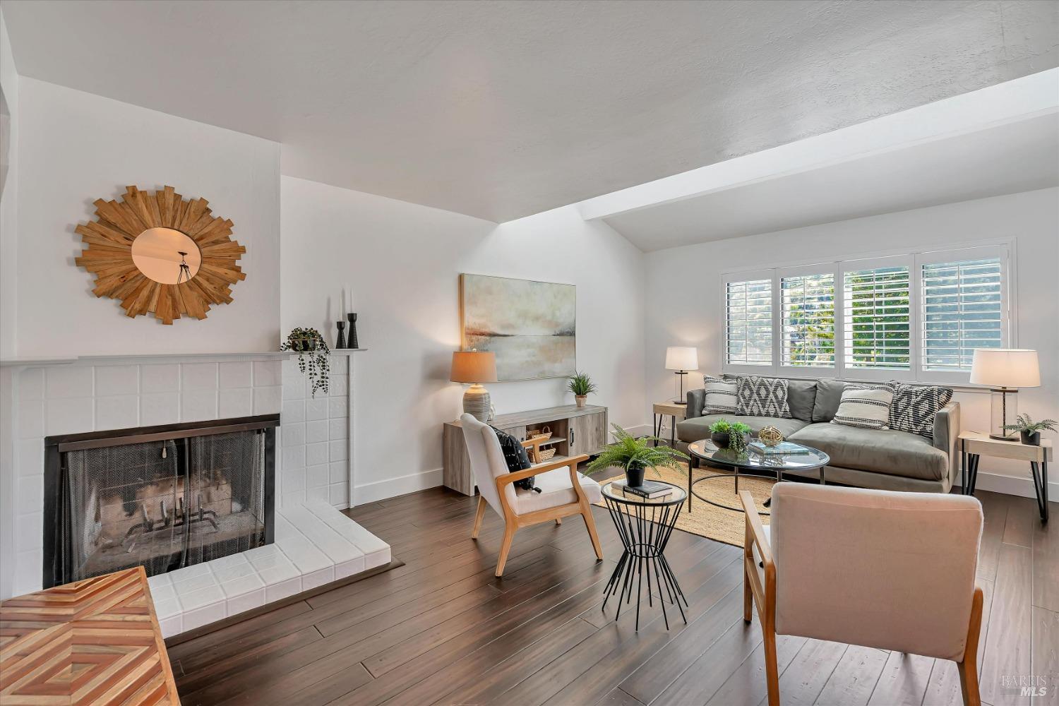 83 Corte Mesa Dr