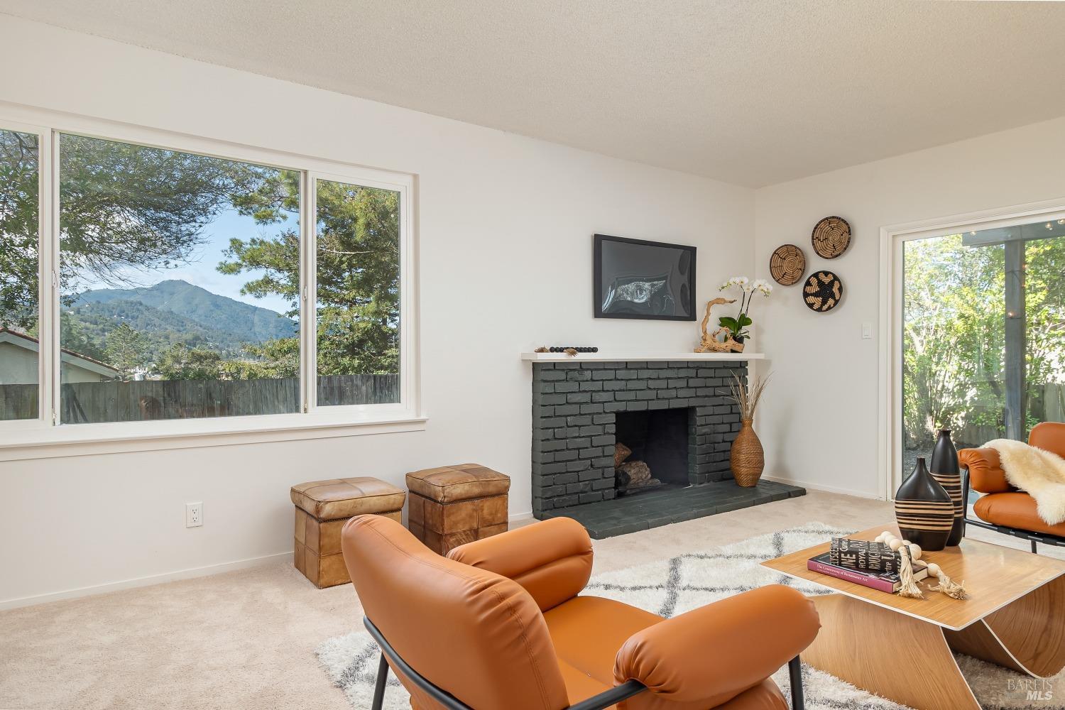 245 Balclutha Dr