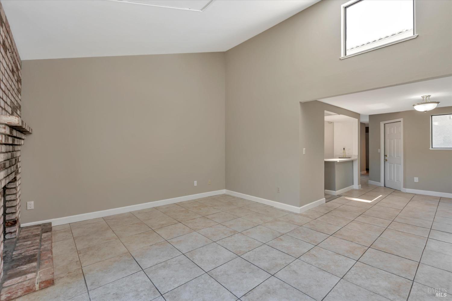 100 White Pine Dr