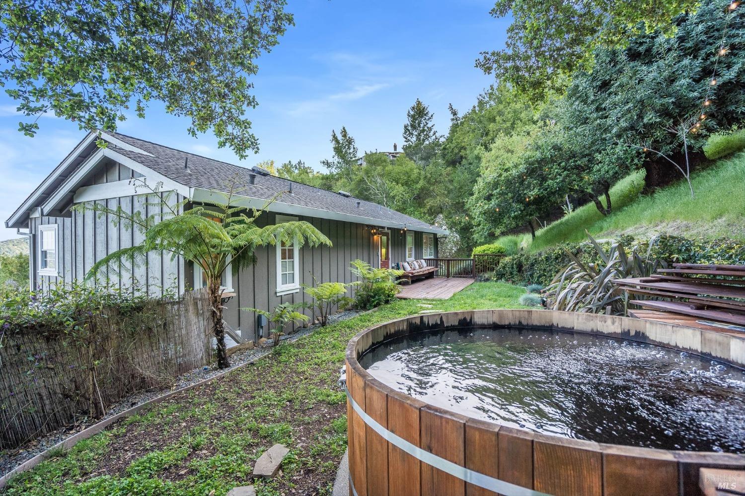 101 Ridge Rd
