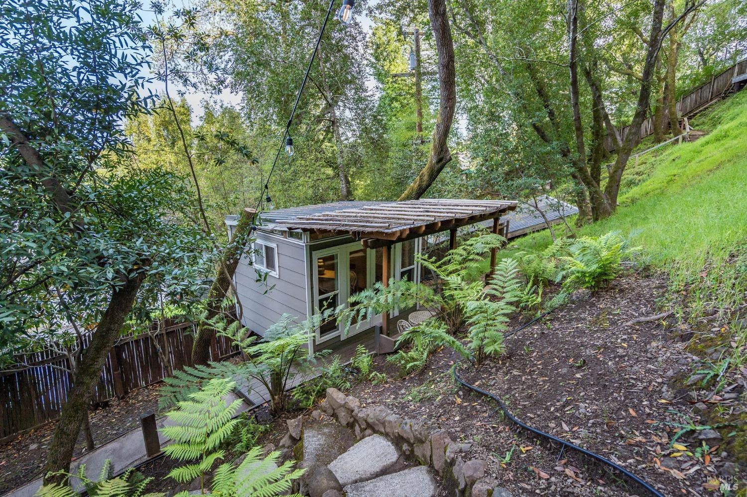 101 Ridge Rd