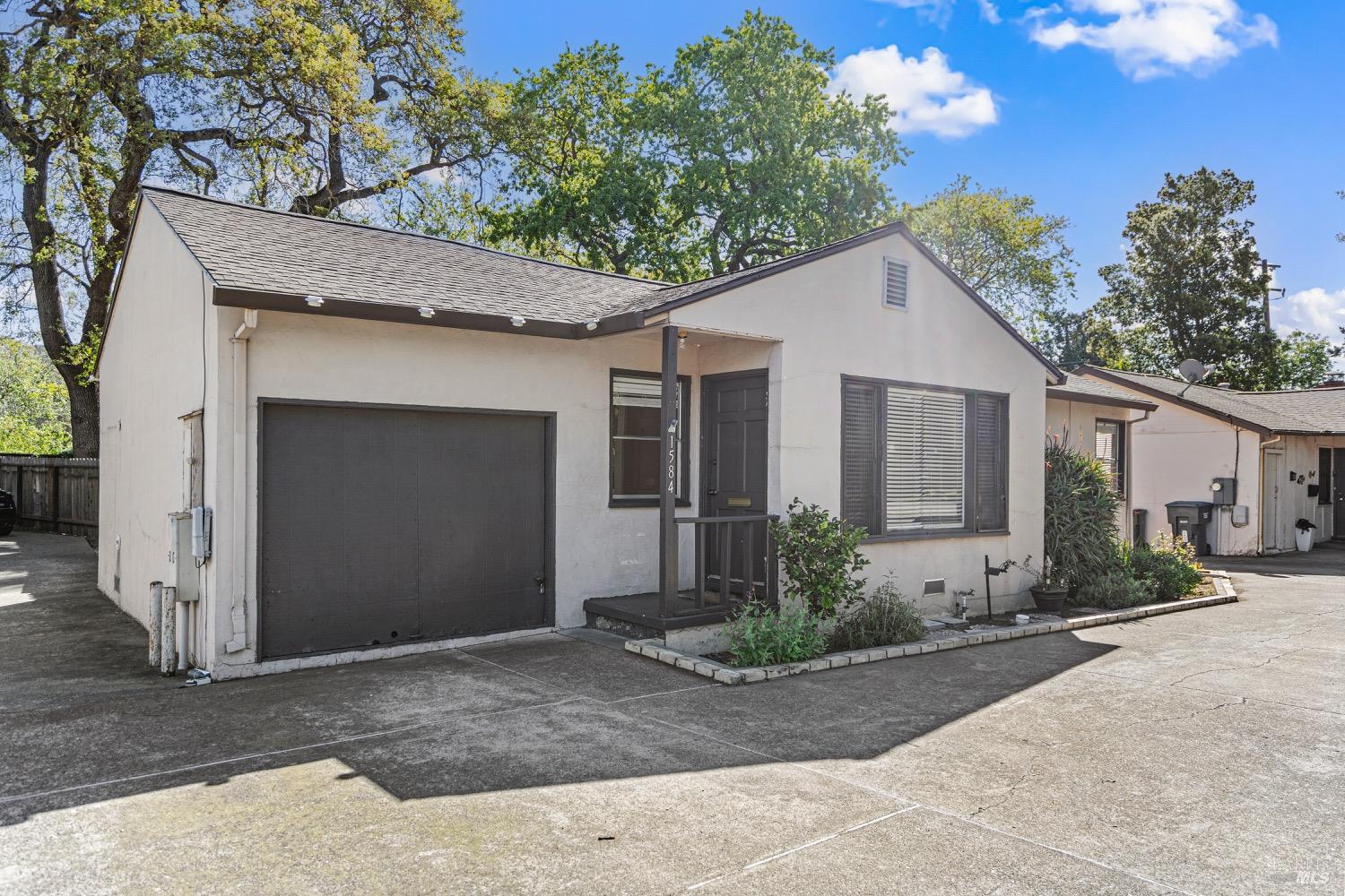 1584 S Novato Blvd
