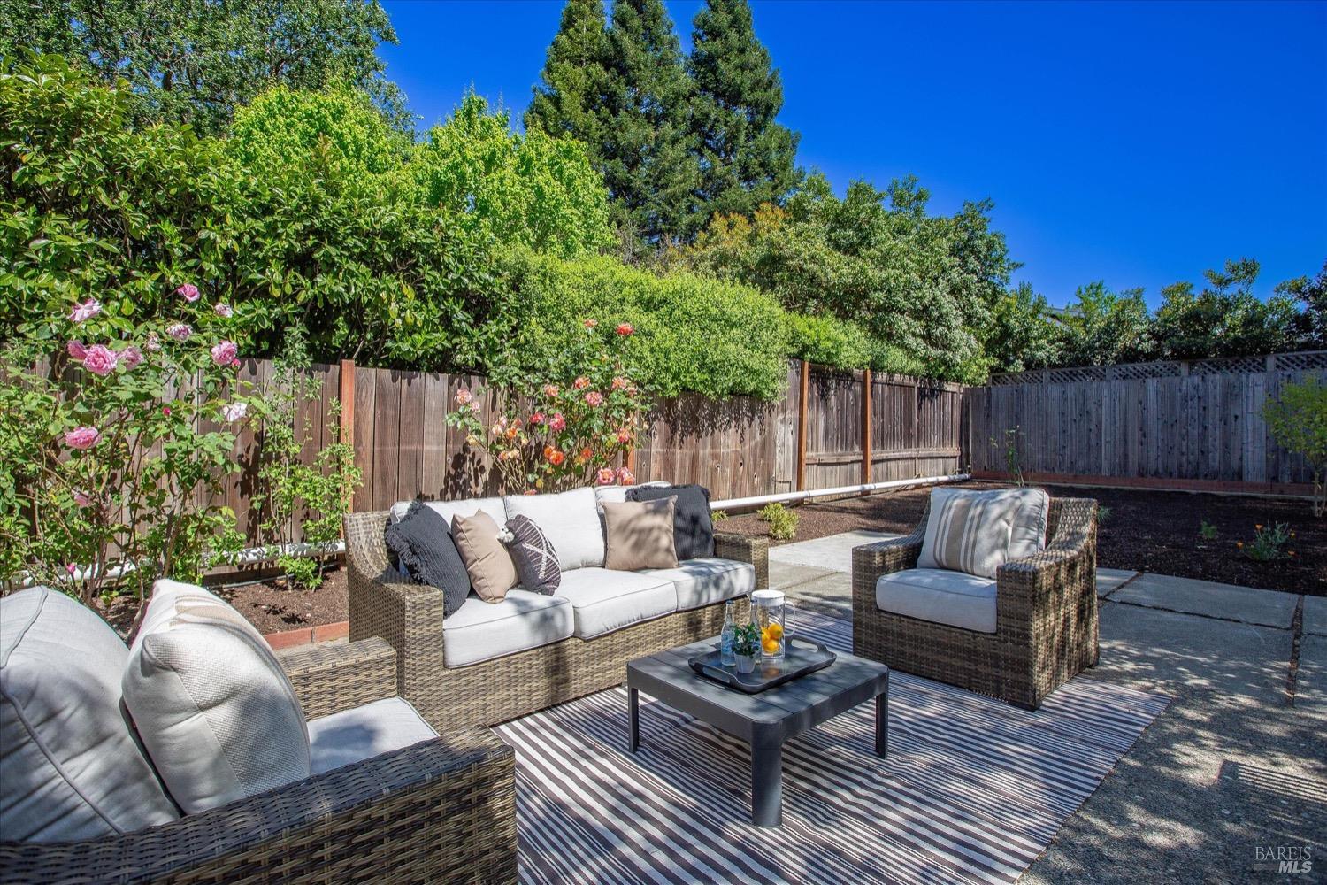 75 Bolinas Ave