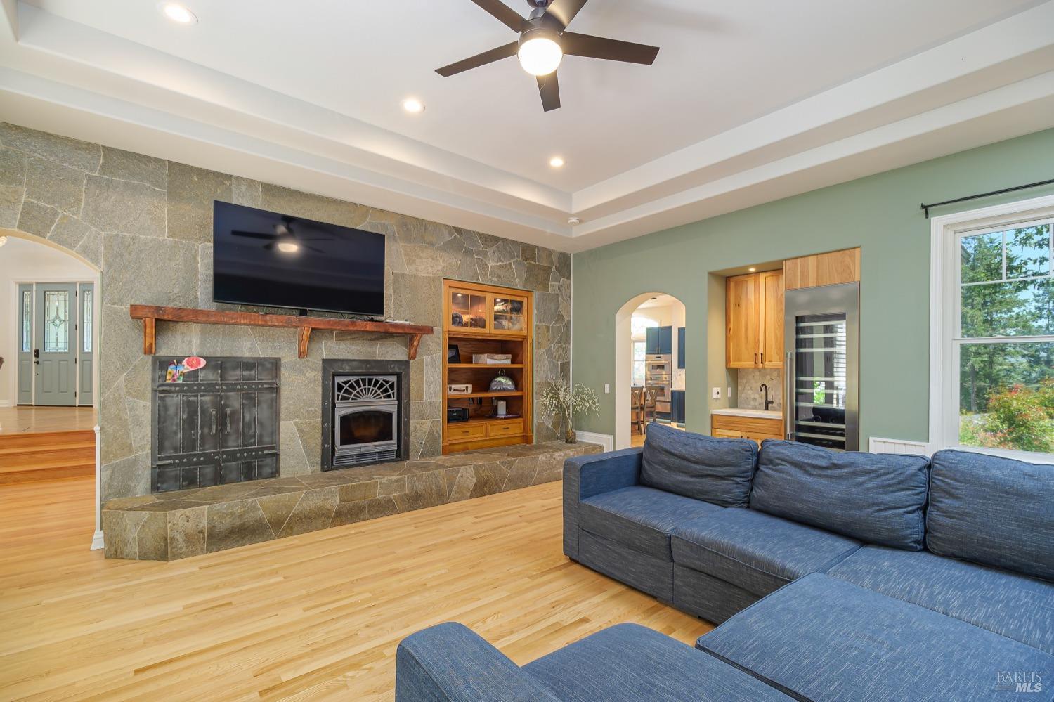 1362-1362 Manzanita Ct