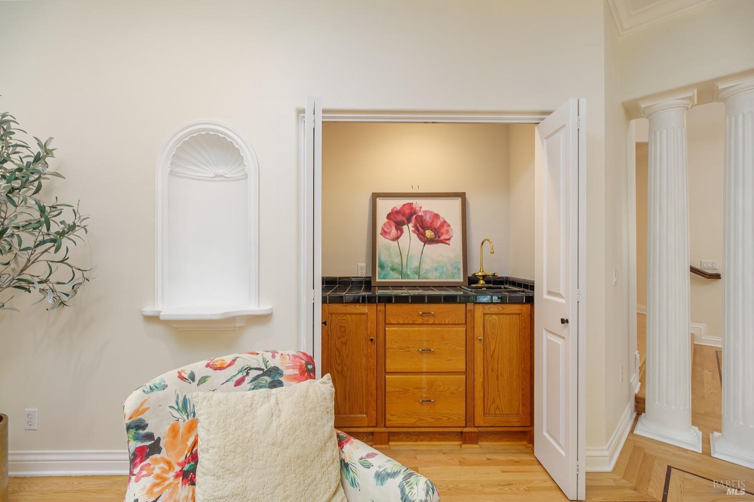 1362-1362 Manzanita Ct