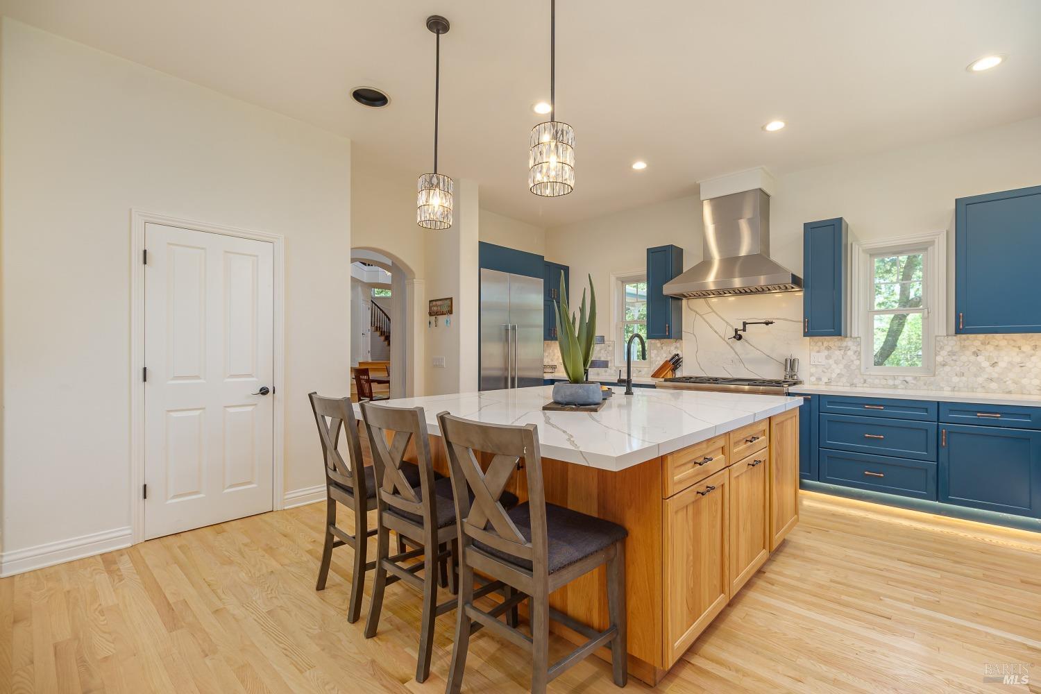 1362-1362 Manzanita Ct
