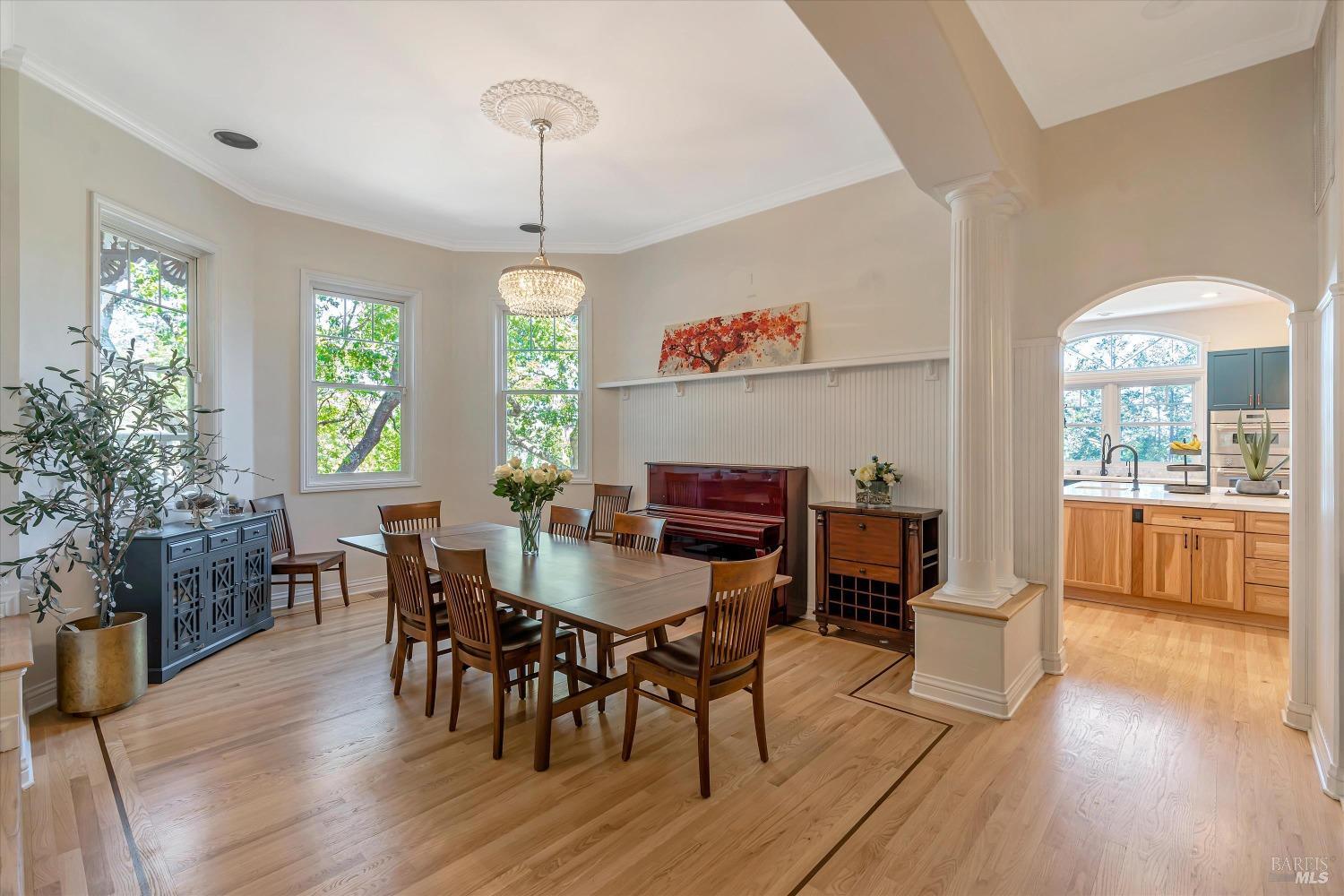 1362-1362 Manzanita Ct