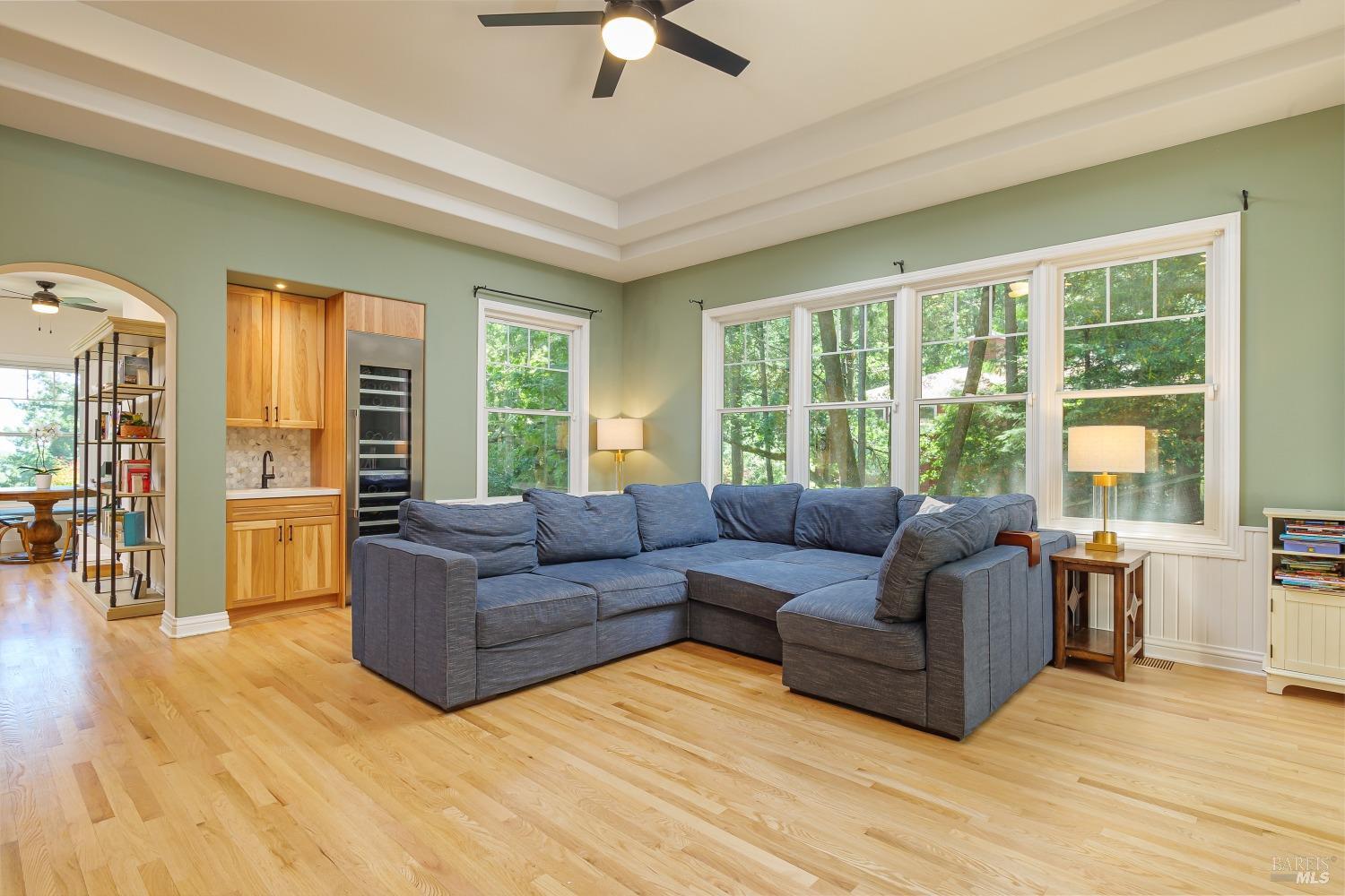 1362-1362 Manzanita Ct