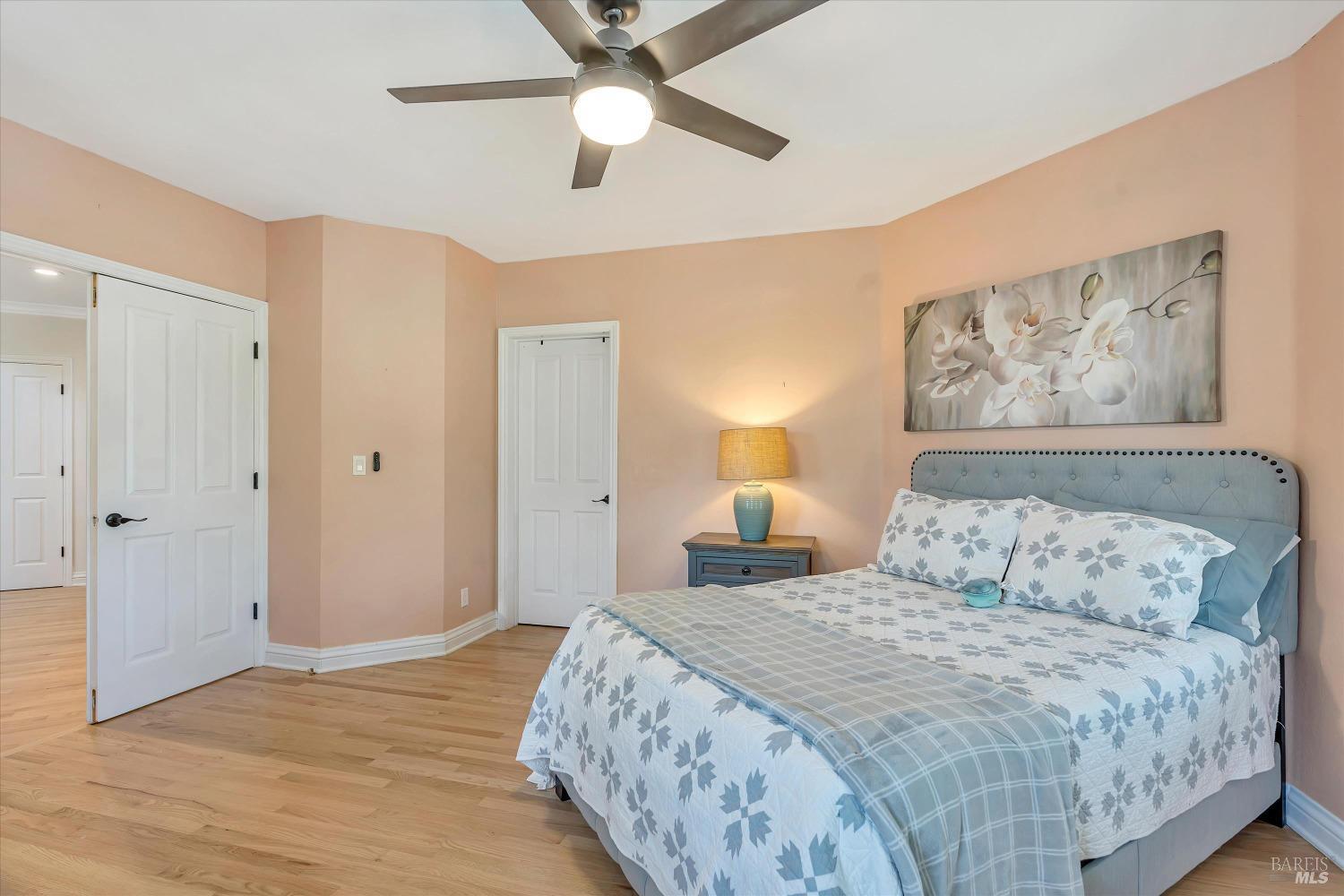 1362-1362 Manzanita Ct