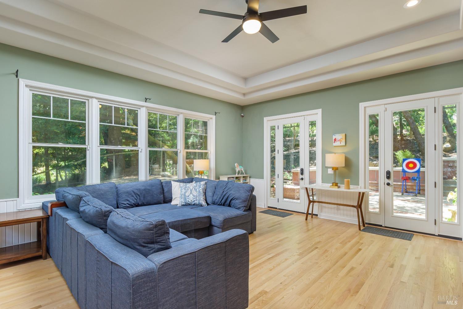 1362-1362 Manzanita Ct