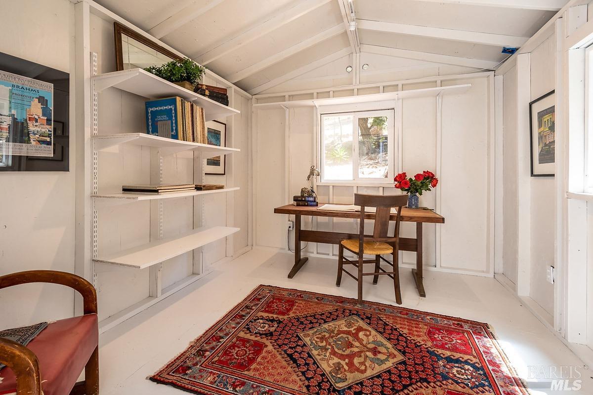 317 Sausalito St