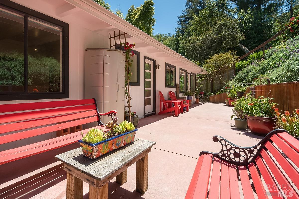317 Sausalito St