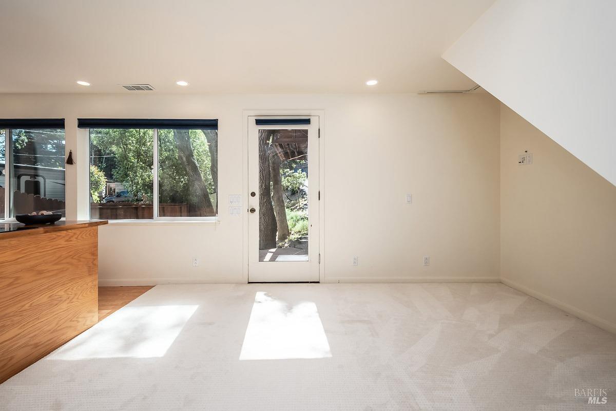 317 Sausalito St