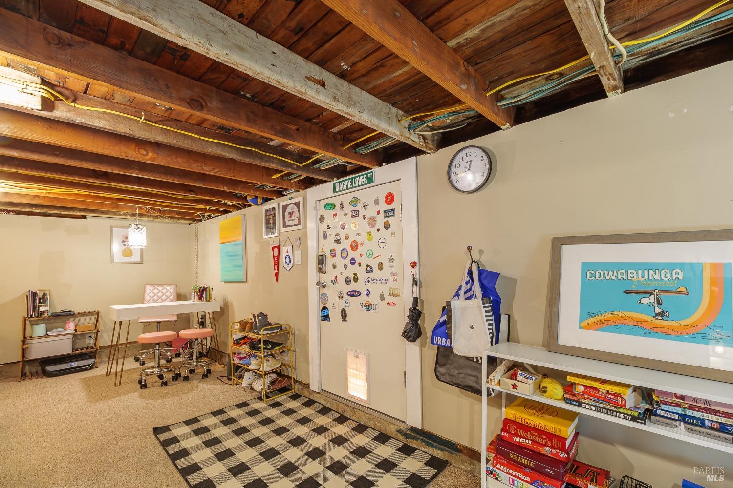 83 Willow Ave