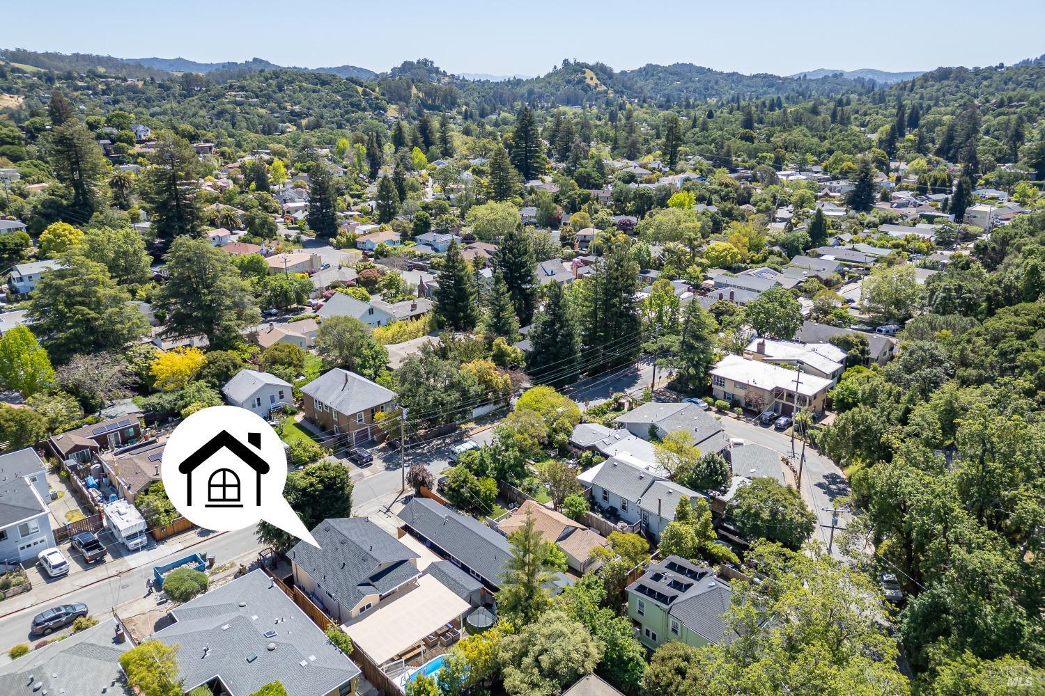 83 Willow Ave
