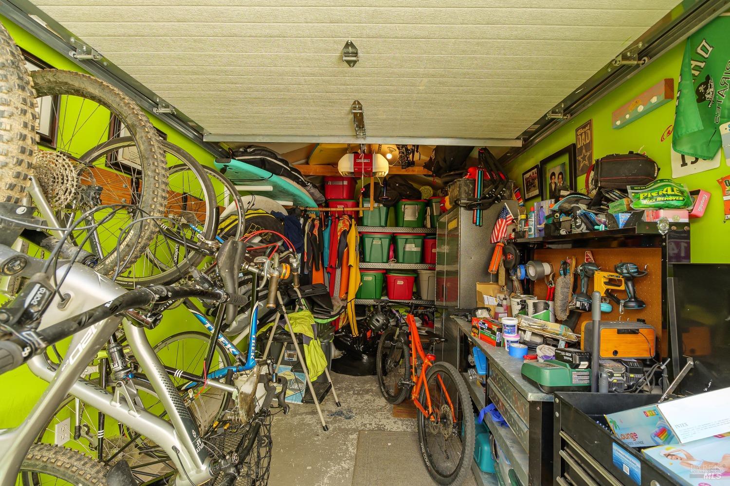 83 Willow Ave