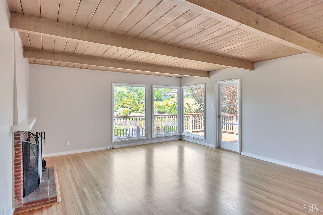 129 Richardson Dr