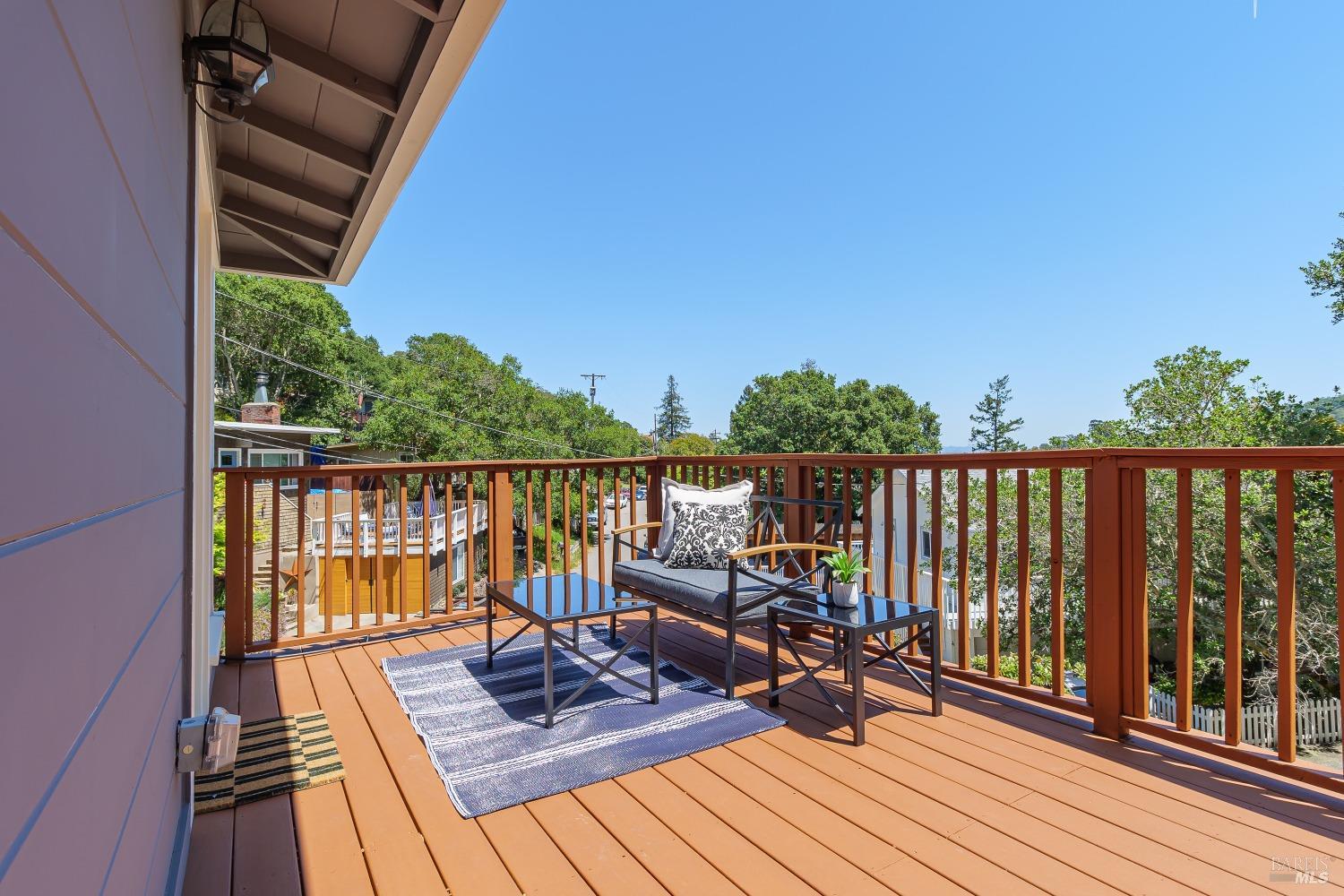 152 Reservoir Rd