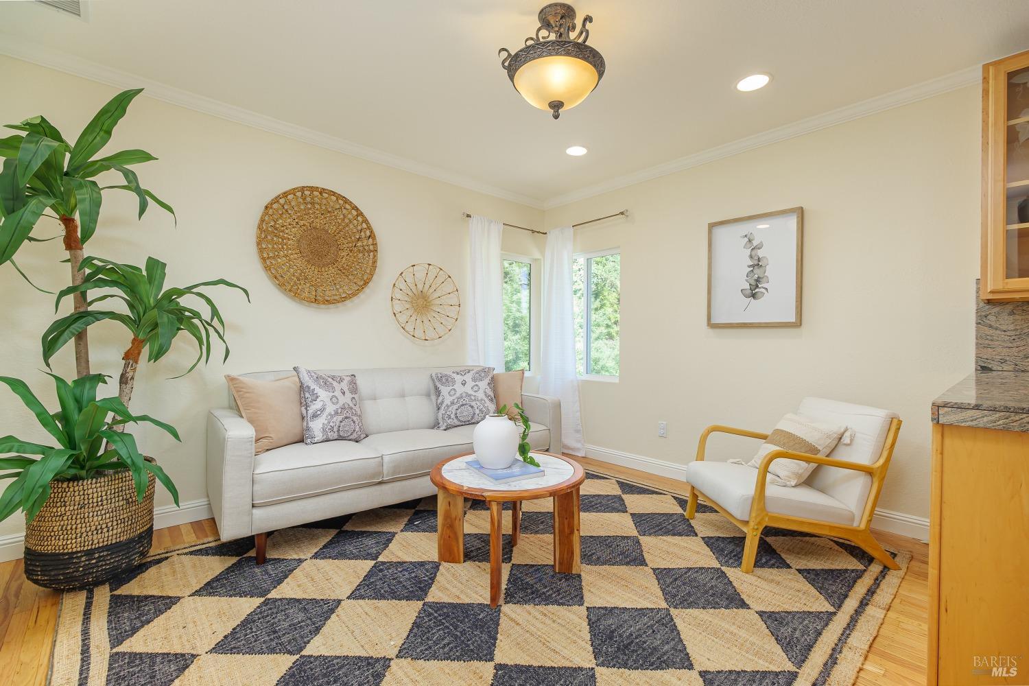 152 Reservoir Rd