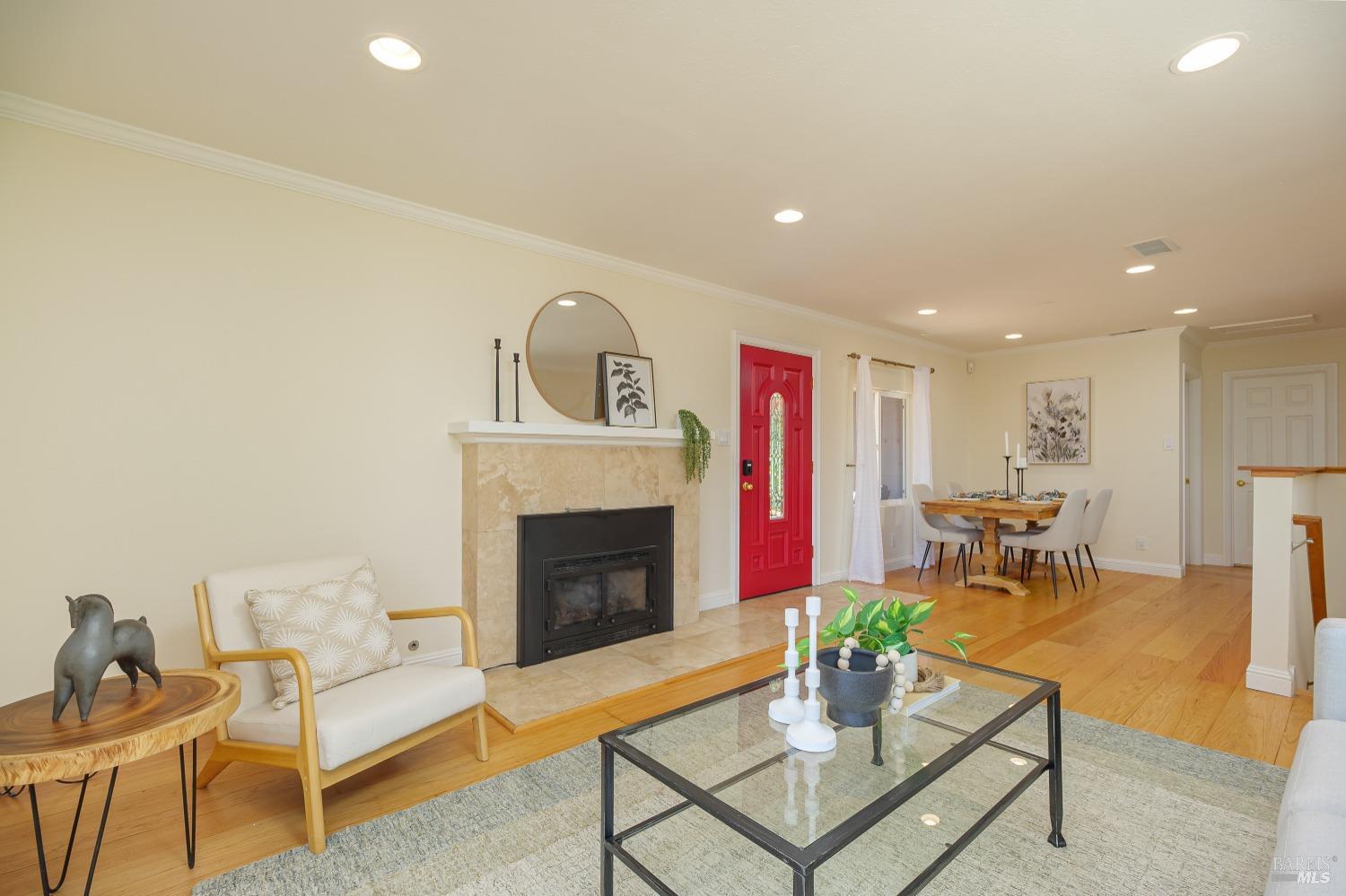 152 Reservoir Rd