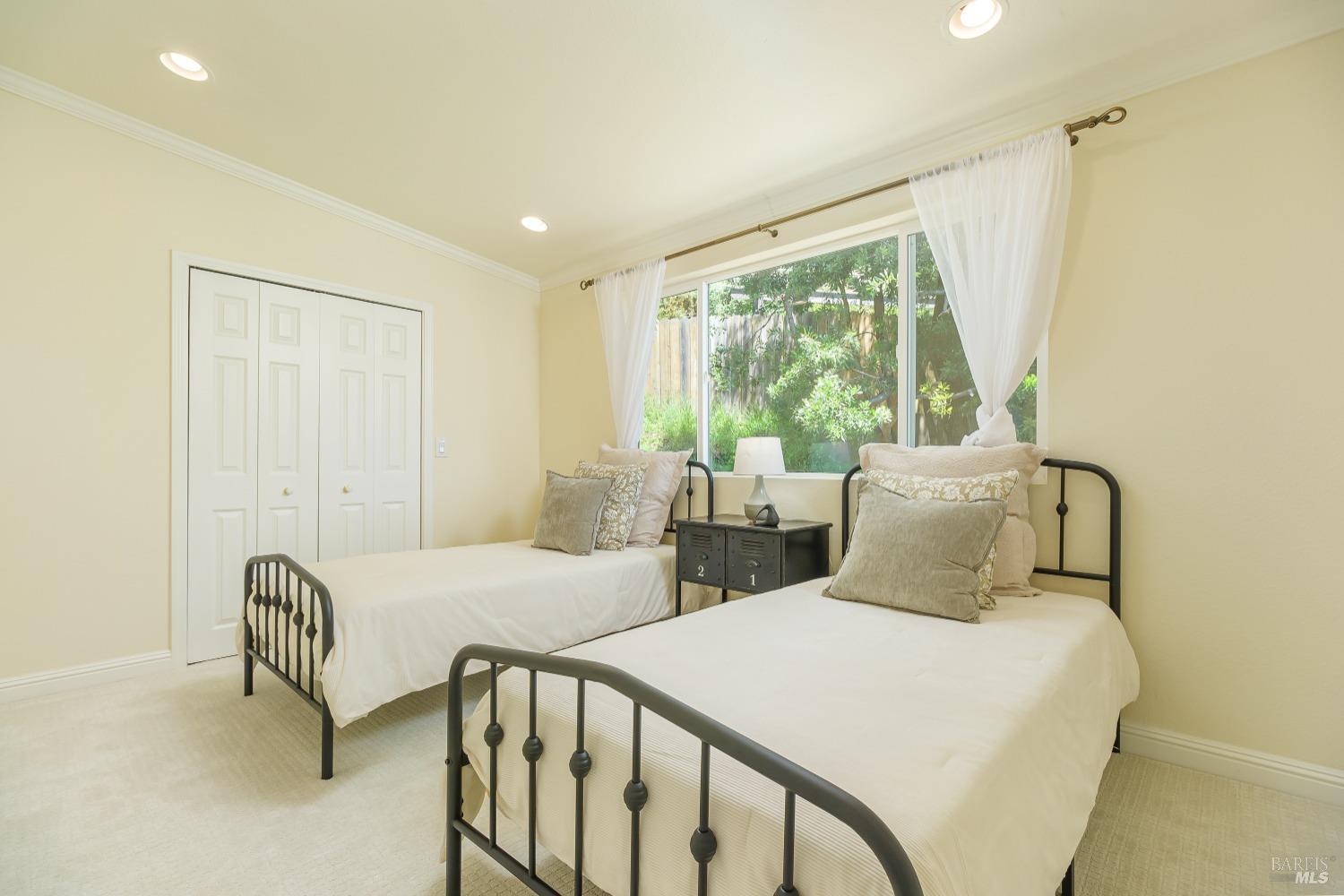 152 Reservoir Rd