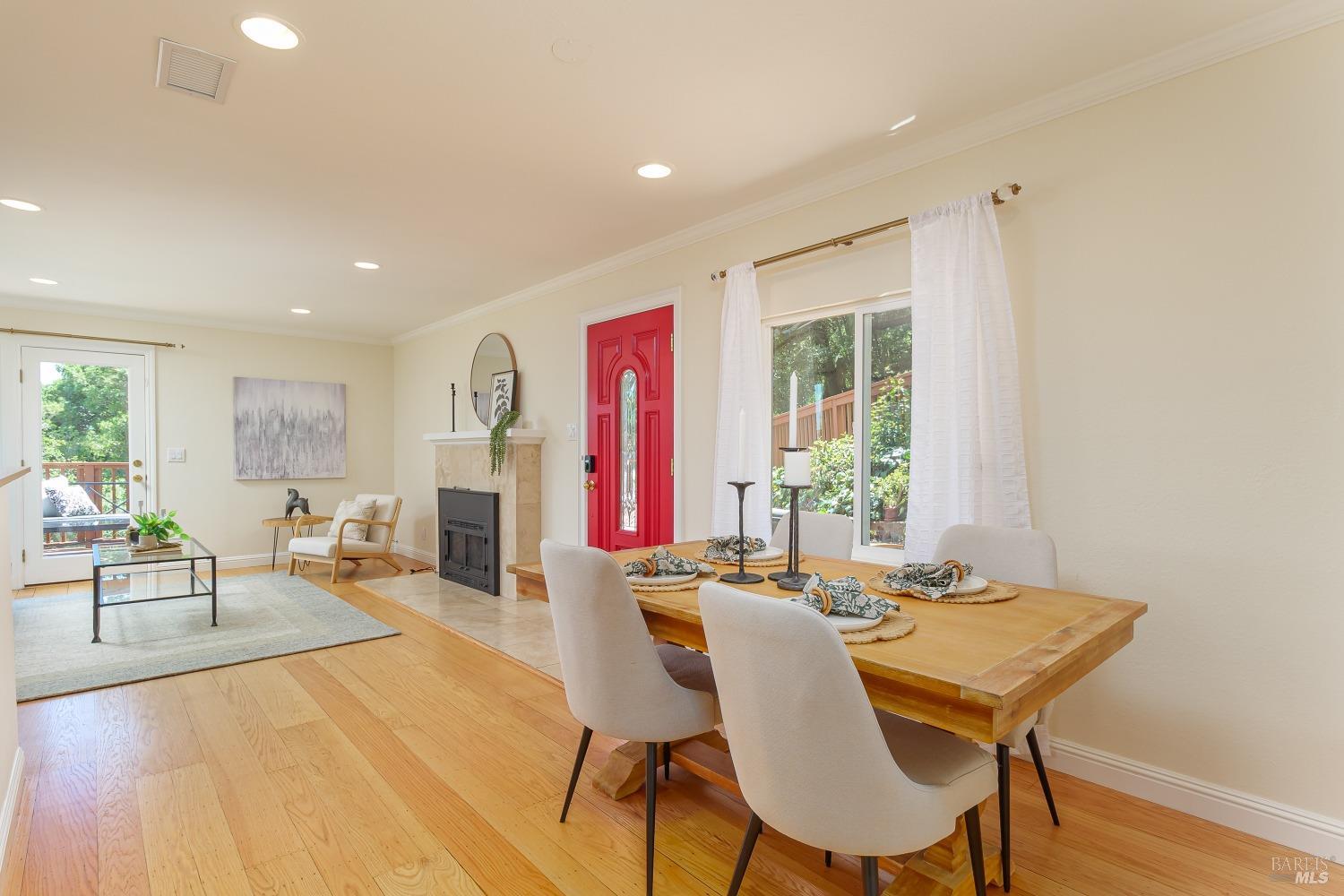 152 Reservoir Rd