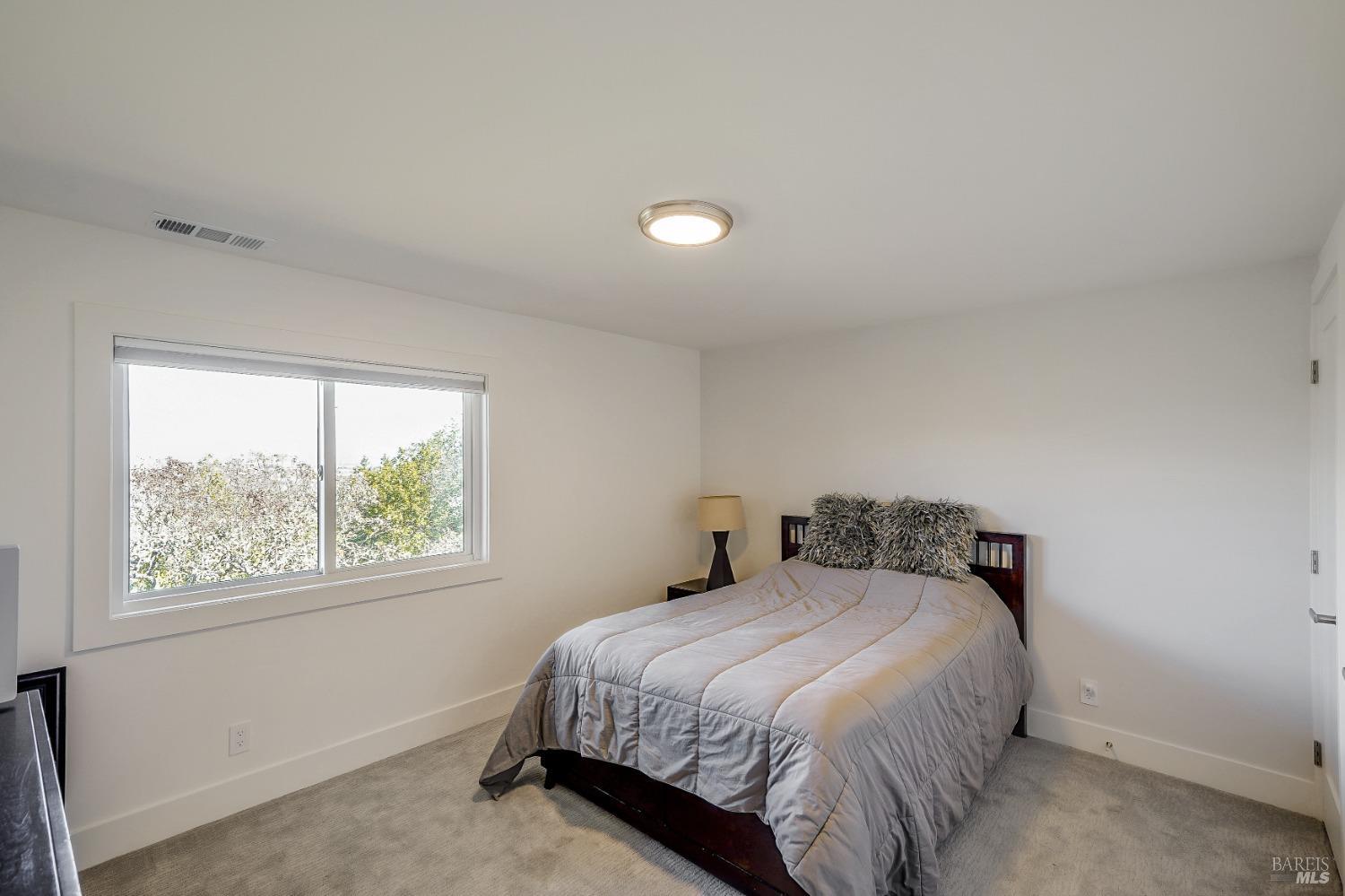 155 Cerro Crest Dr