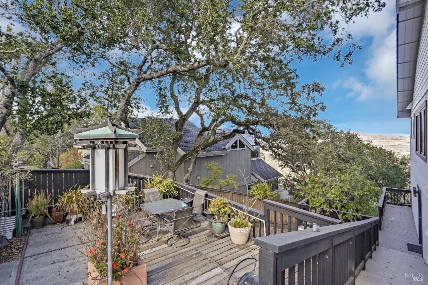 155 Cerro Crest Dr