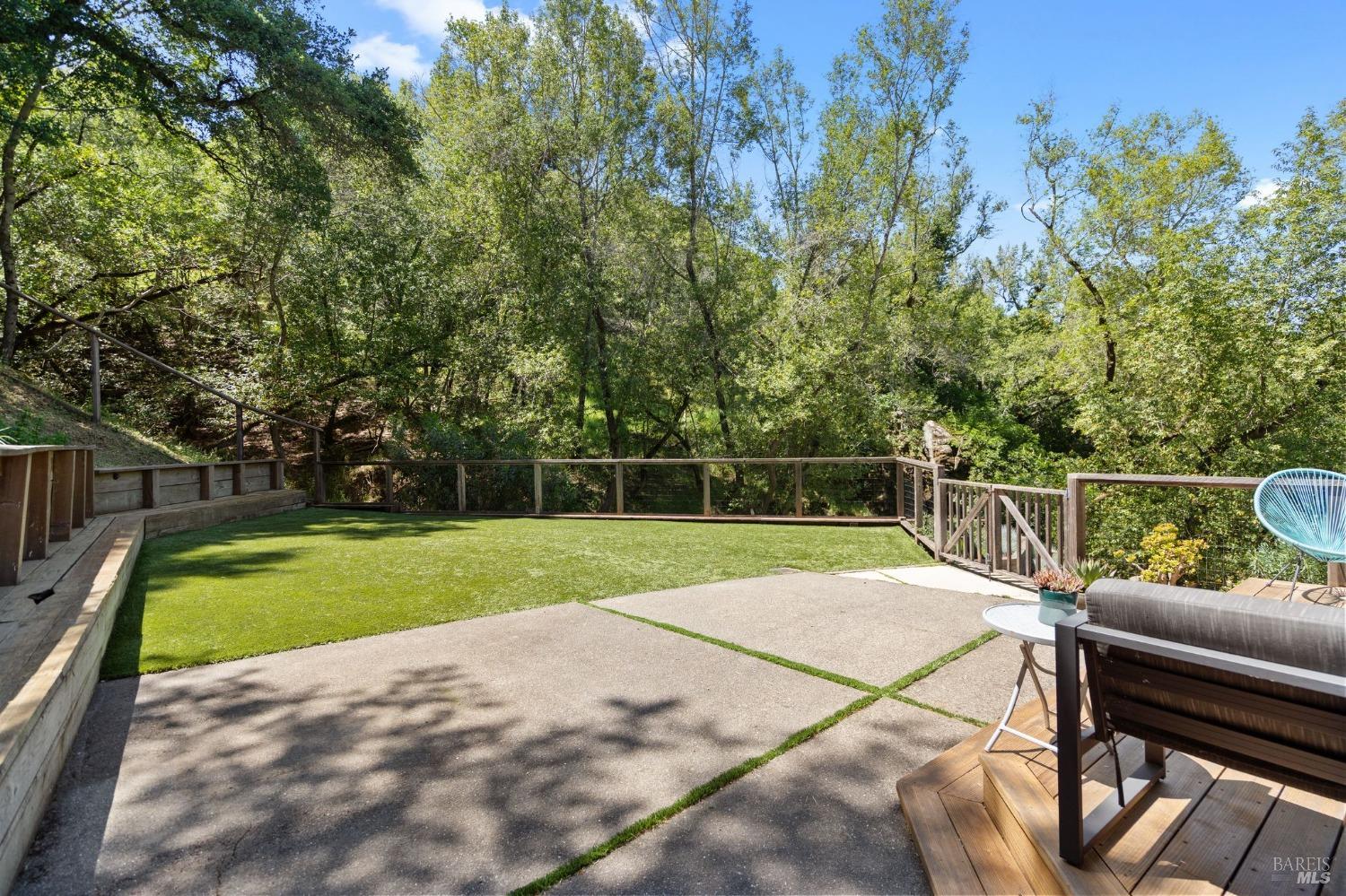 110 Legend Rd