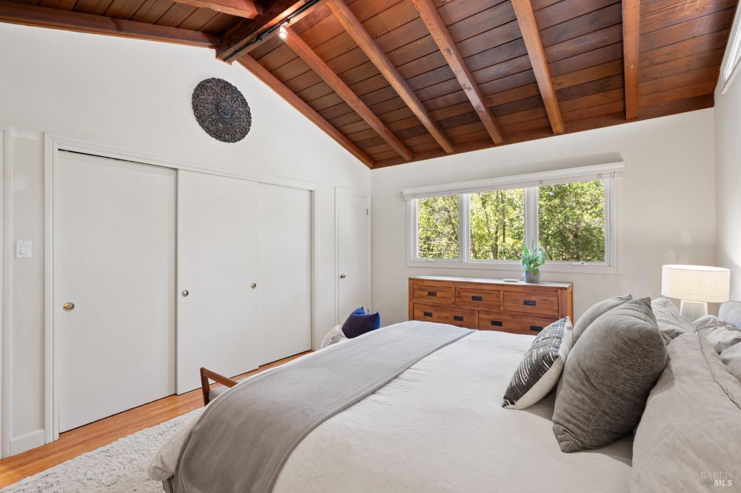 110 Legend Rd