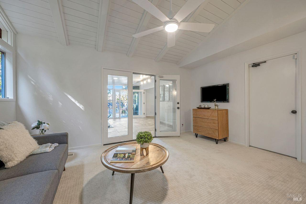 132 Santa Maria Dr