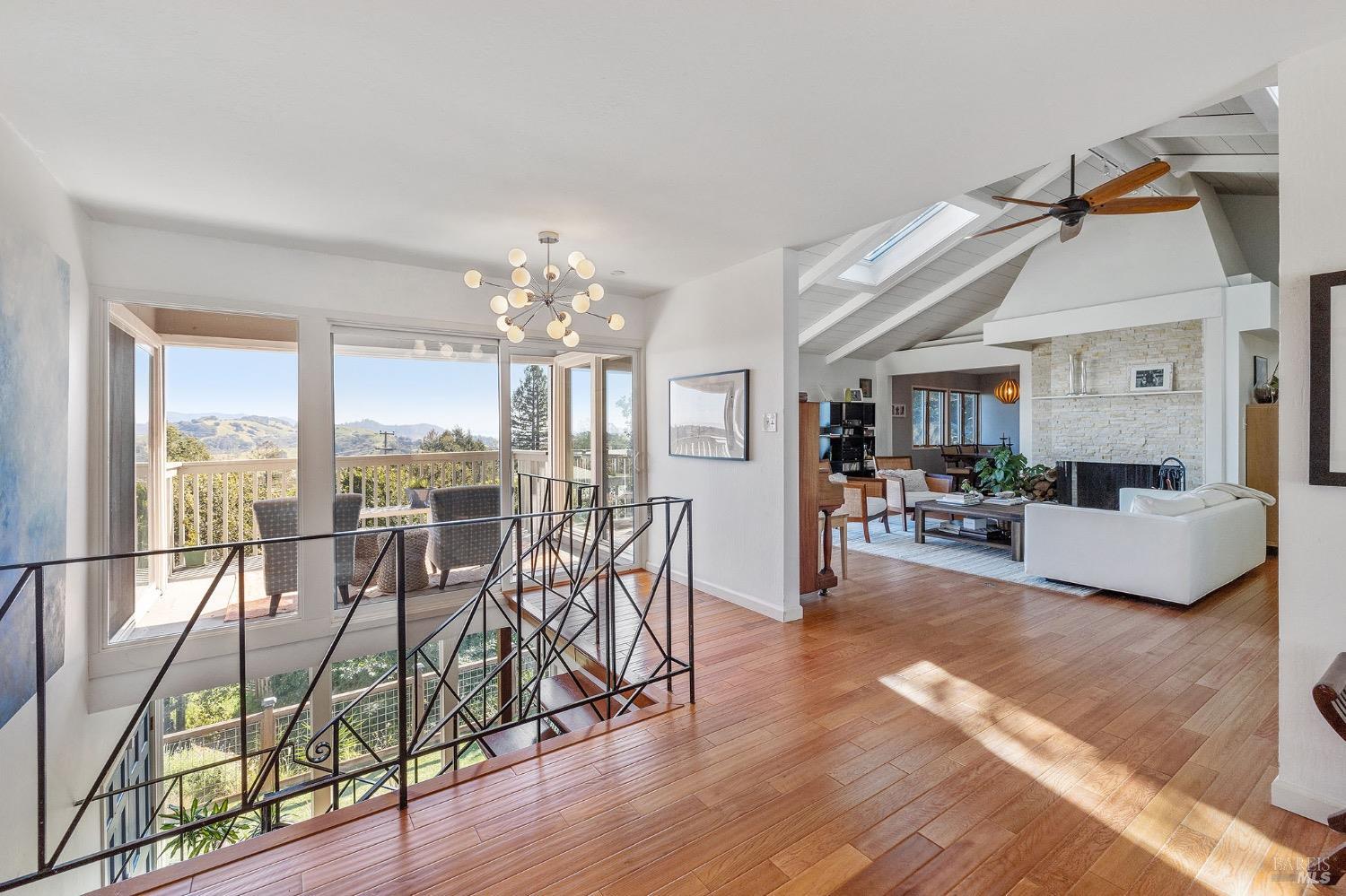 101 Oak Springs Dr