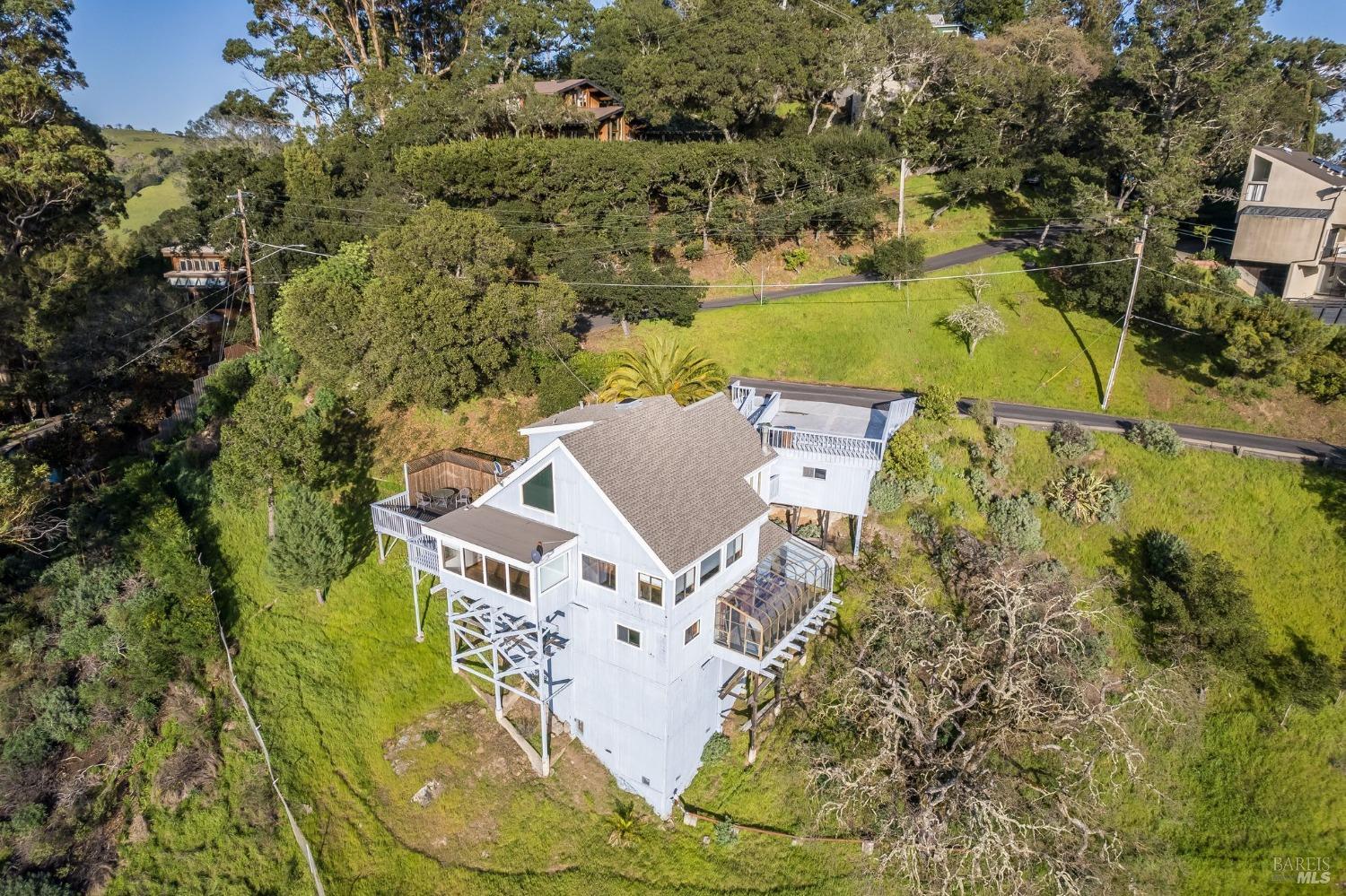 415 Sequoia Dr