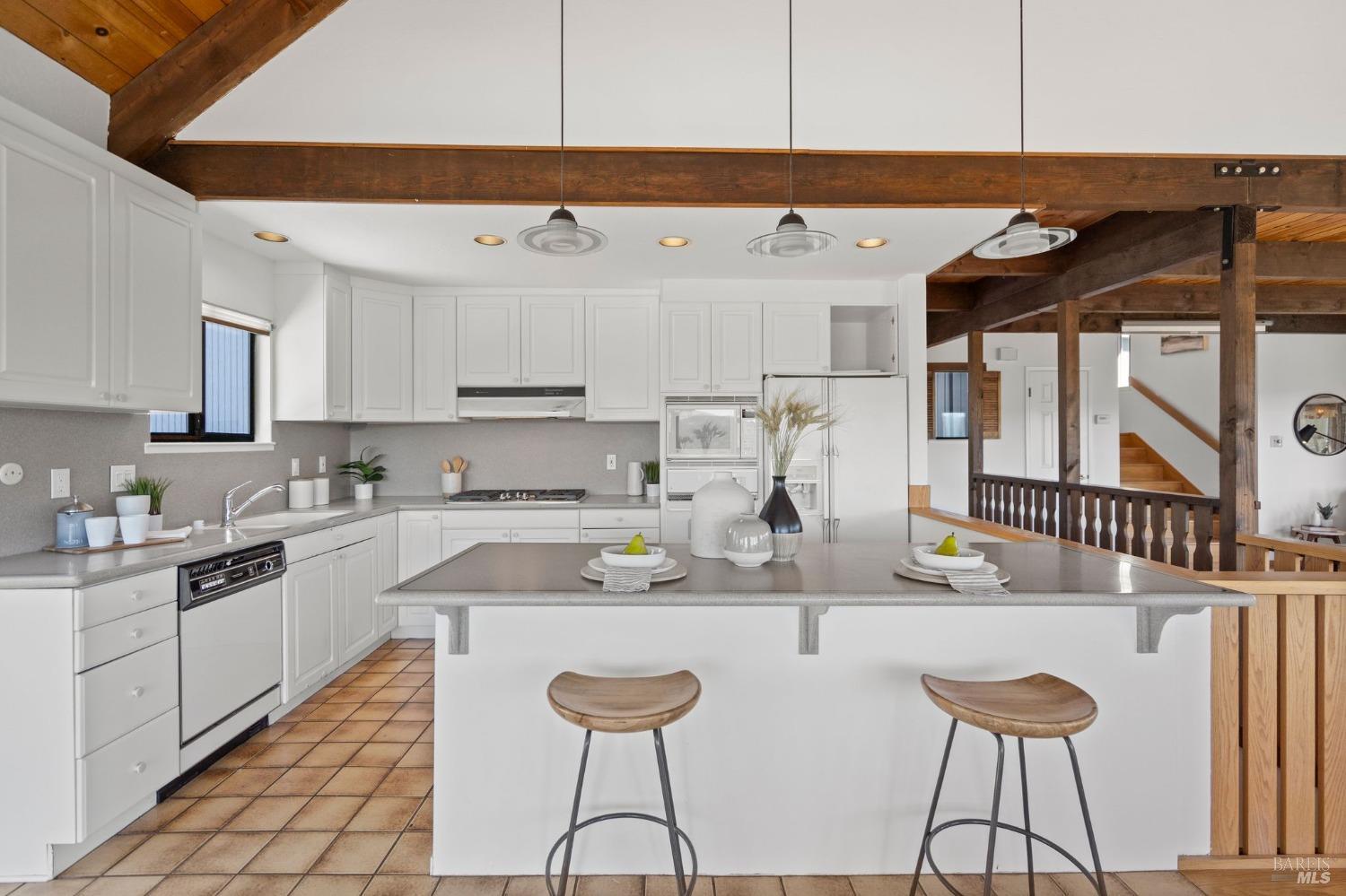 415 Sequoia Dr