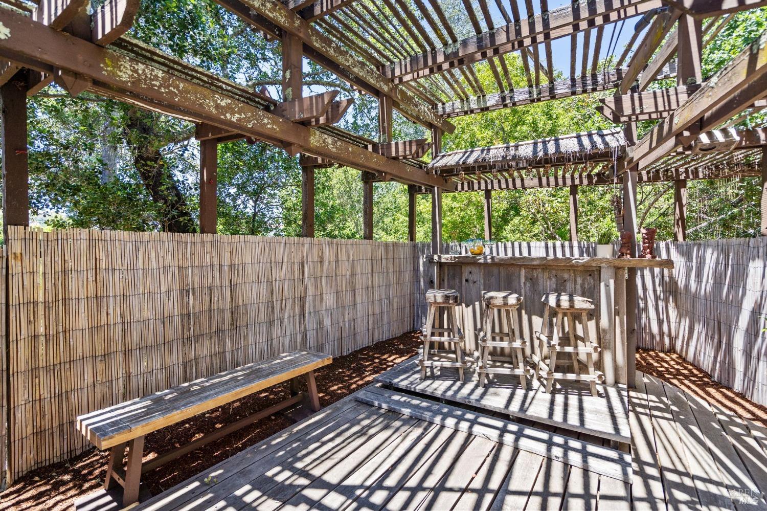 207 Deer Hollow Rd