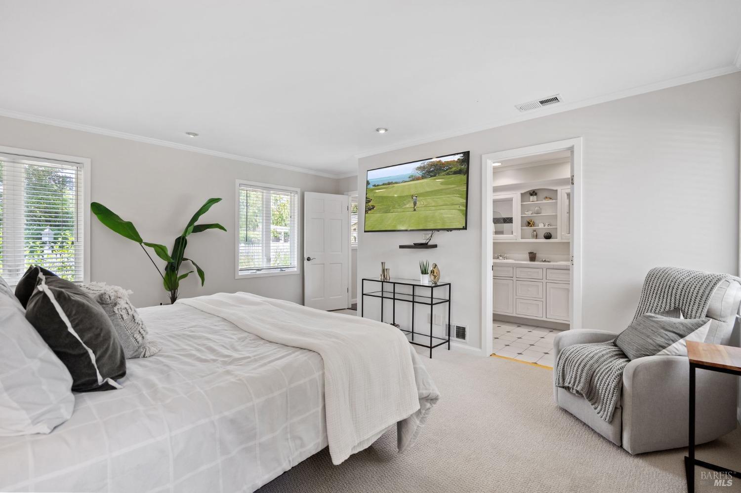 151 Deer Hollow Rd