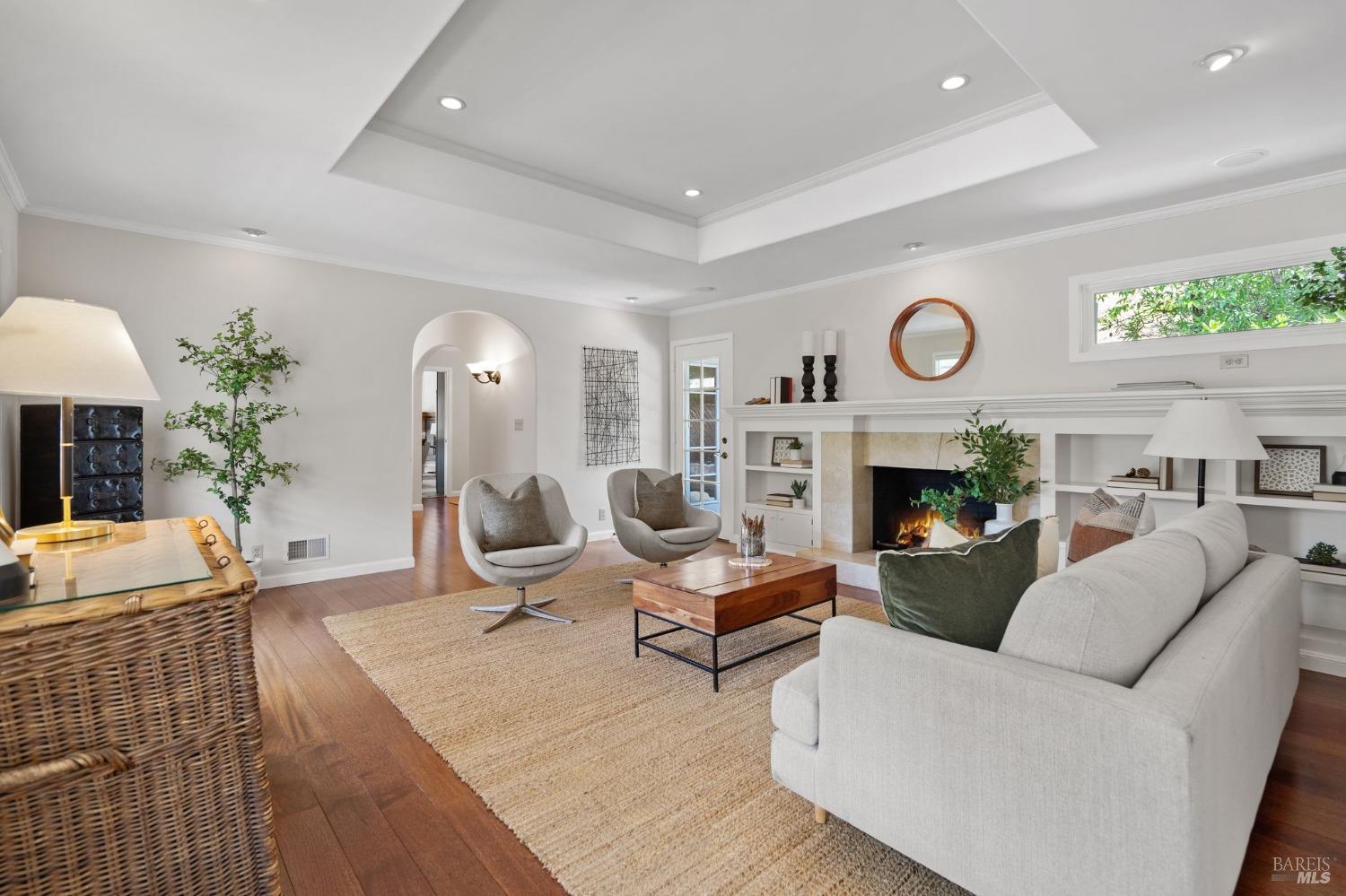 151 Deer Hollow Rd