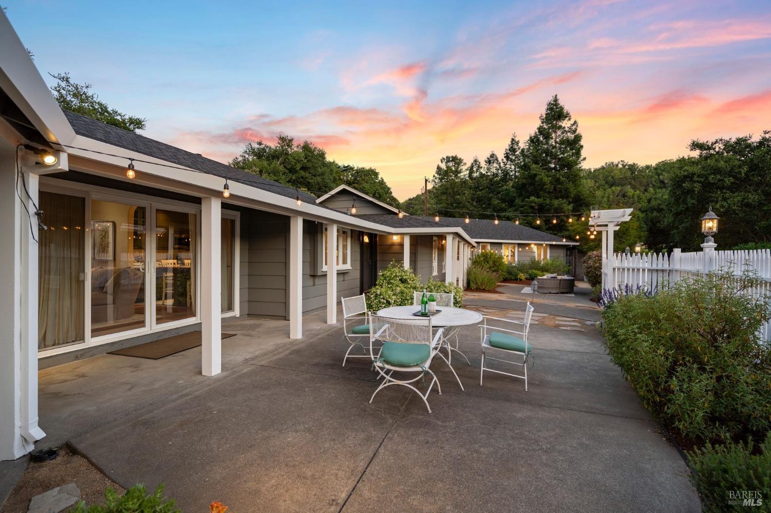 151 Deer Hollow Rd
