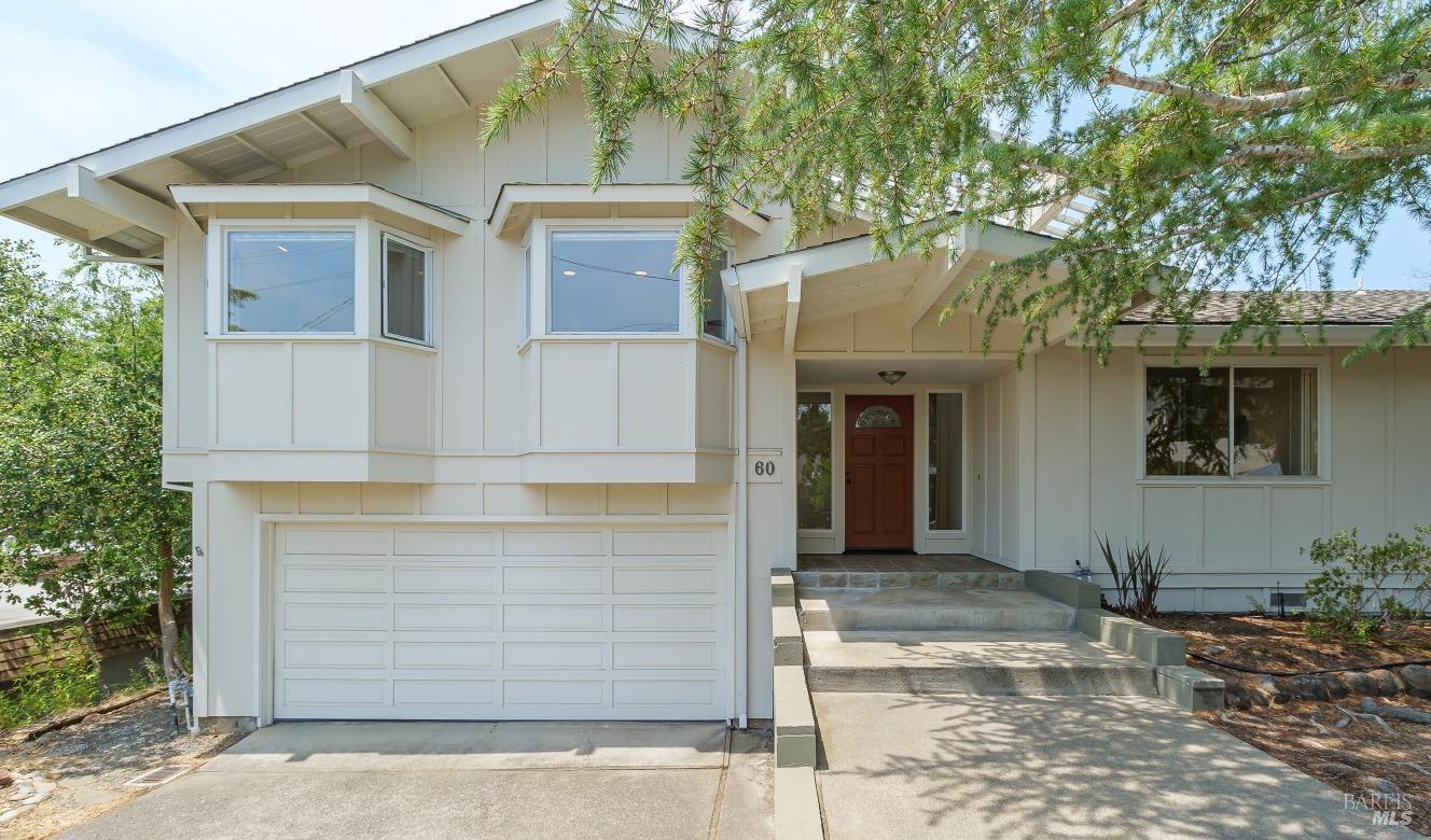 60 LONGWOOD Dr