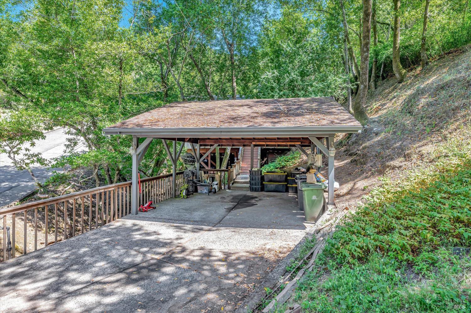 280 Oakcrest Rd