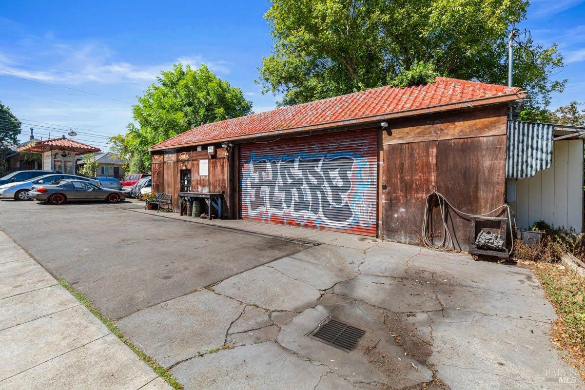 1745 Cedar St