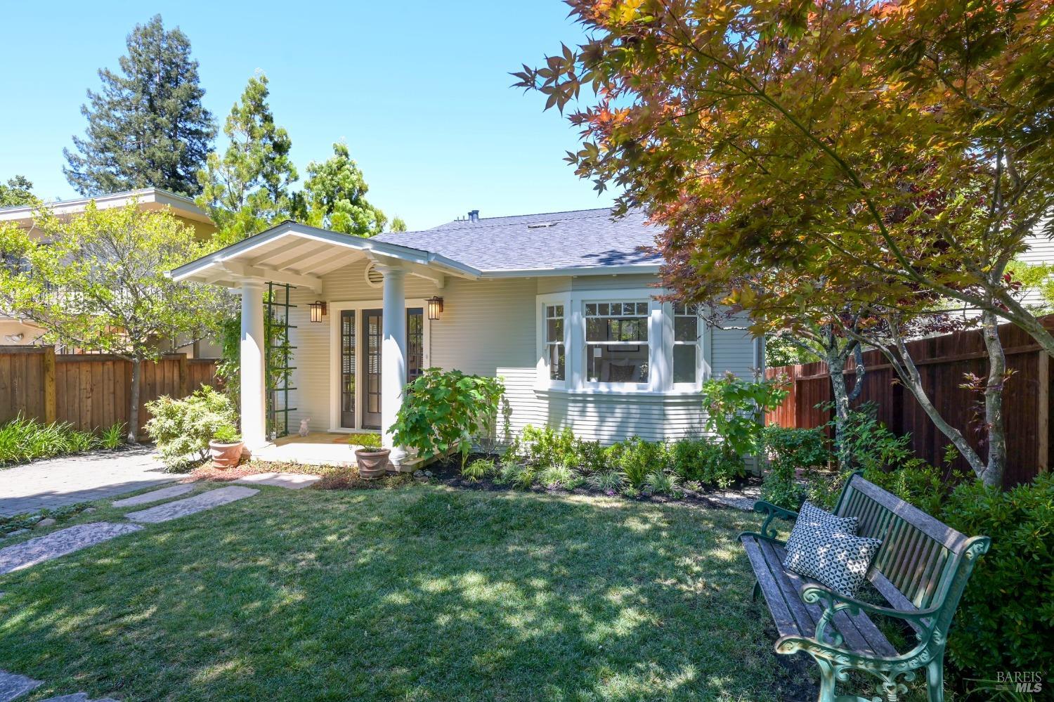 7 Elm Avenue