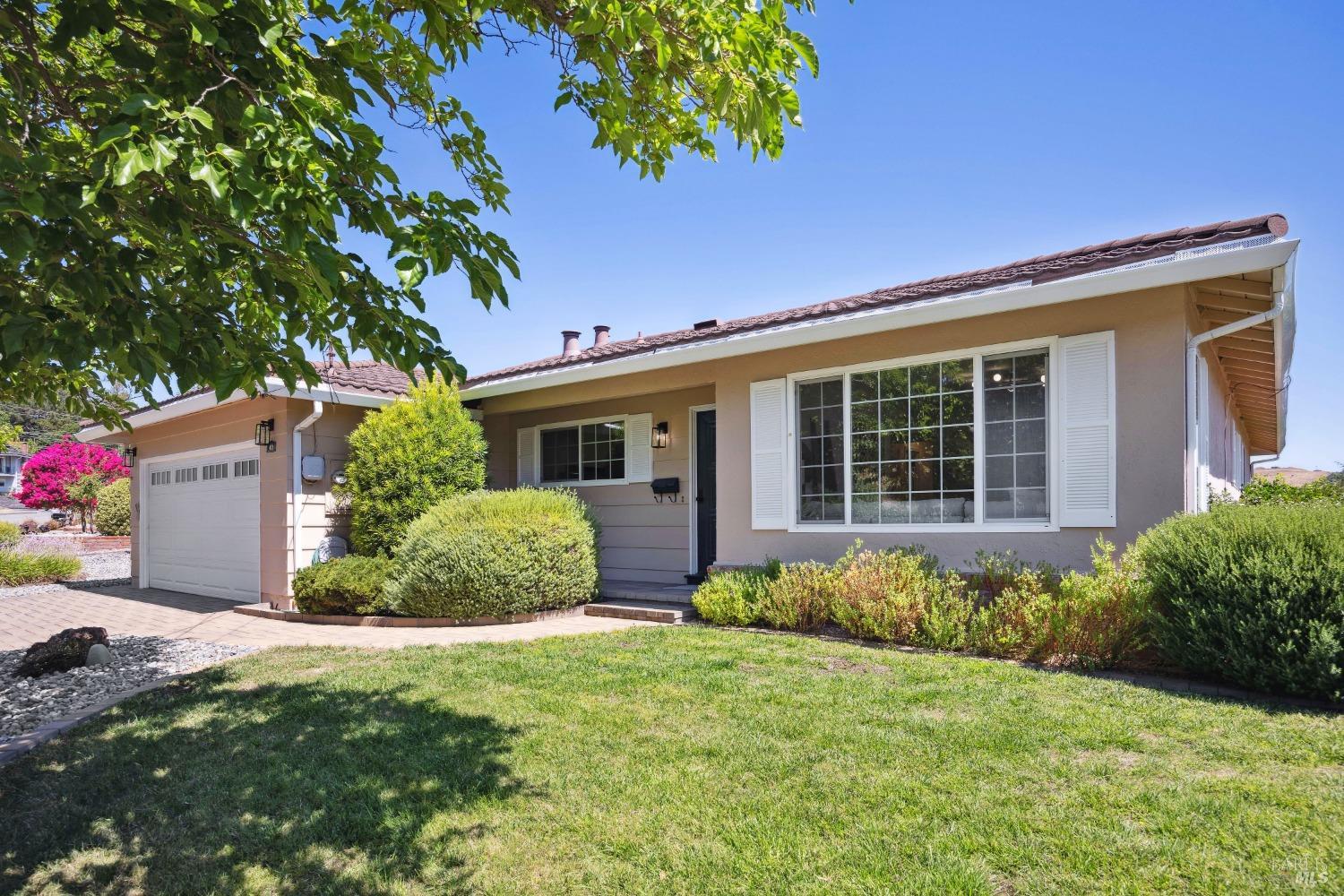 432 Montecillo Road