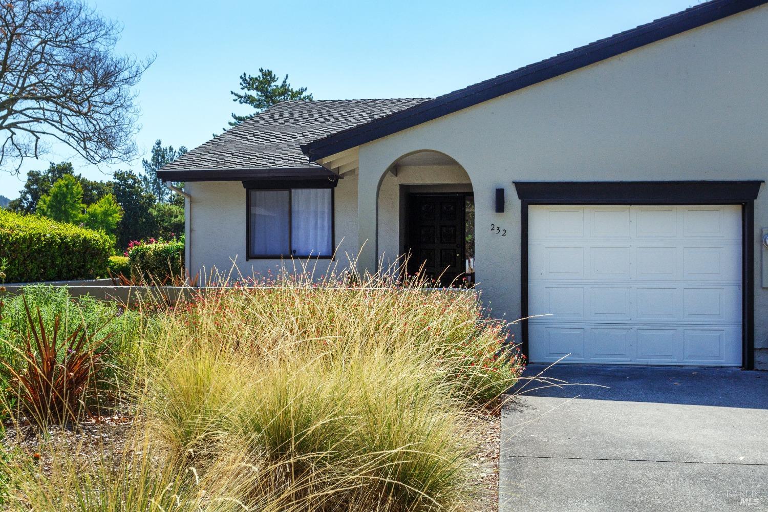 232 Vista Court