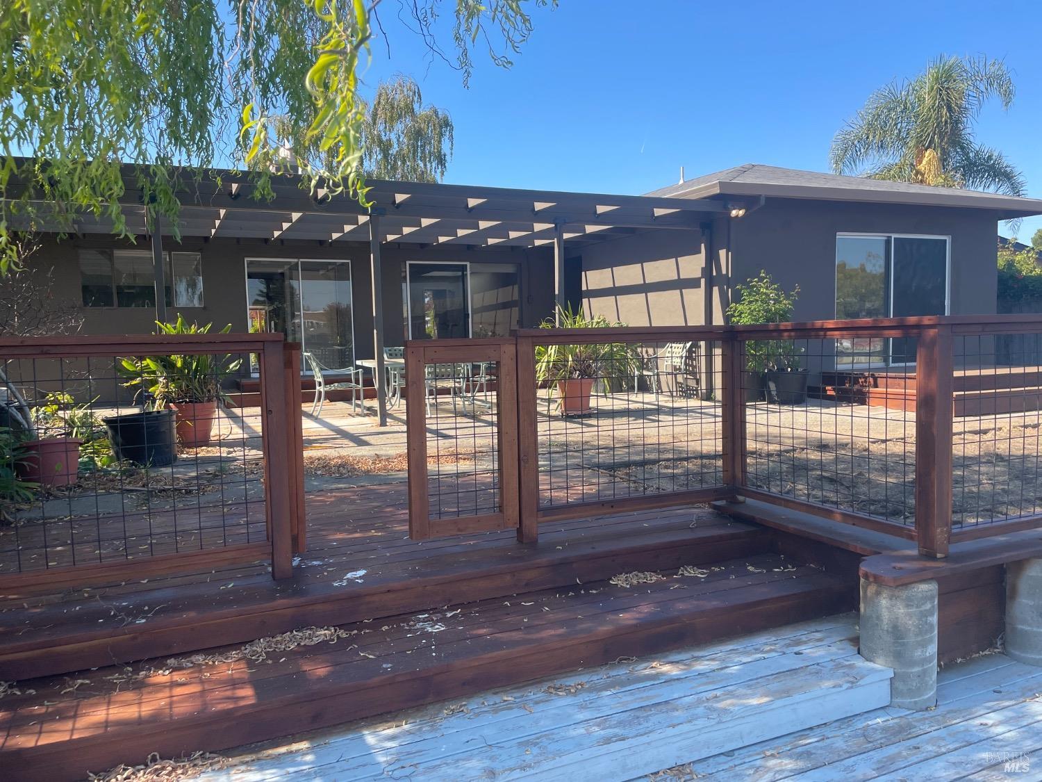 350 Bon Chickasaw Court